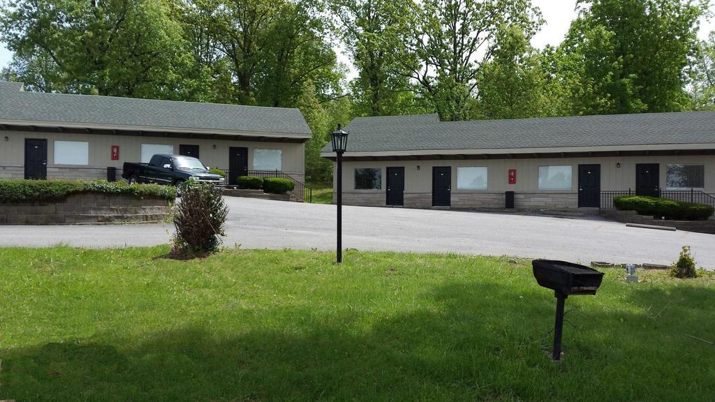 Kentucky Lake Inn Gilbertsville Exterior foto